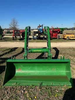 2022 John Deere 600R Image