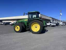2025 John Deere 8R 340 Image
