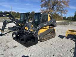 2020 John Deere 333G Image