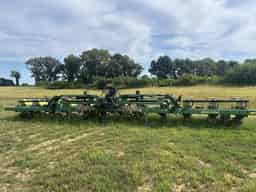 2010 John Deere 1720 Image