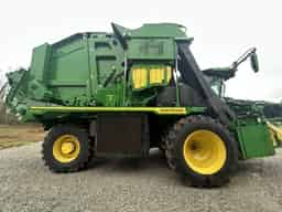 2023 John Deere CP770 Image