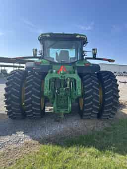 2024 John Deere 8R 340 Image
