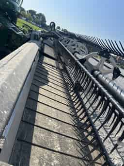 2022 MacDon FD240 Image