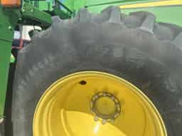 2014 John Deere S680 Image