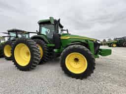 2024 John Deere 8R 250 Image