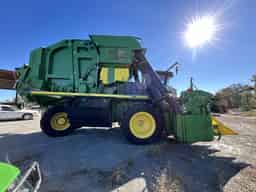 2021 John Deere CP690 Image