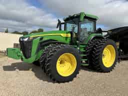 2022 John Deere 8R 230 Image