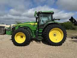 2022 John Deere 8R 230 Image