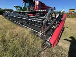 2022 MacDon FD240 Image