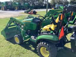 2021 John Deere 1025R Image