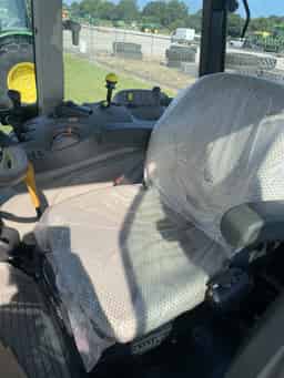 2022 John Deere 5115M Image