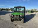 2023 John Deere XUV835M Image
