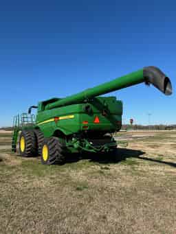 2023 John Deere S780 Image