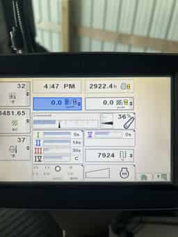 2013 John Deere 8235R Image