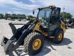 2022 John Deere 204L Image