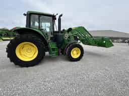 2017 John Deere 6110M Image