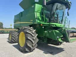 2014 John Deere S680 Image