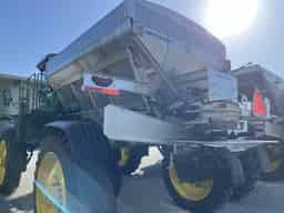 2024 John Deere 400R Image