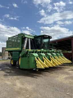 2006 John Deere 9996 Image