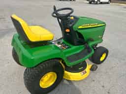 2000 John Deere LT155 Image