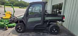 2024 John Deere XUV 835M Image