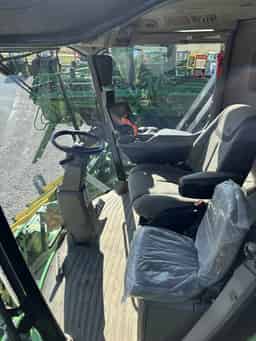 2023 John Deere CP770 Image