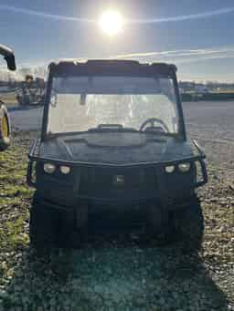 2019 John Deere 835M Image