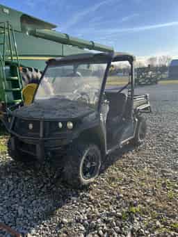 2019 John Deere 835M Image