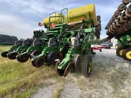 2009 John Deere 1790 Image