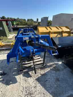 2023 Remlinger 400-30 Center Cut Image