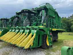 2023 John Deere CP770 Image