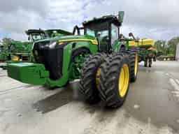 2022 John Deere 8R 370 Image