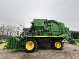 2021 John Deere CP690 Image