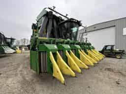 2021 John Deere CP690 Image