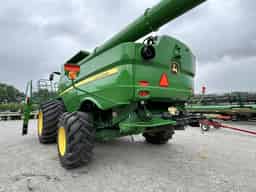 2021 John Deere S780 Image