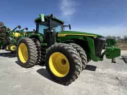 2024 John Deere 8R 230 Image