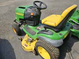2003 John Deere L130 Image