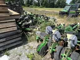 John Deere Max Emerge Image