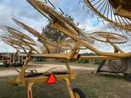 2016 Vermeer VR1224 Image