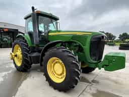 2004 John Deere 8420 Image