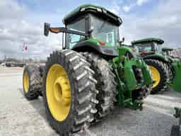 2022 John Deere 8R 370 Image