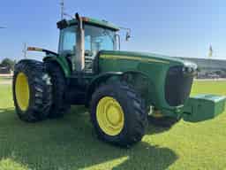 2004 John Deere 8320 Image