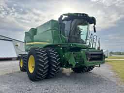 2024 John Deere S780 Image