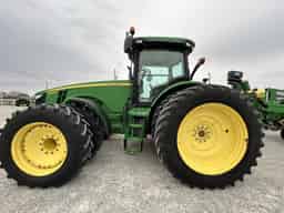 2012 John Deere 8335R Image
