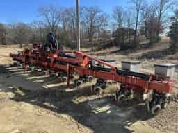 2014 Case IH 1235 Image