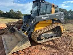 2023 John Deere 333G Image