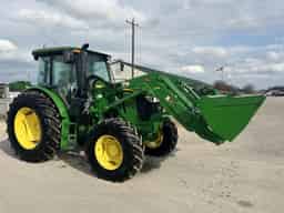 2022 John Deere 6105E Image