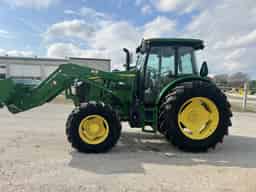 2022 John Deere 6105E Image
