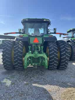 2024 John Deere 8R 310 Image