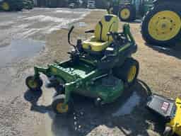 2021 John Deere Z930M Image